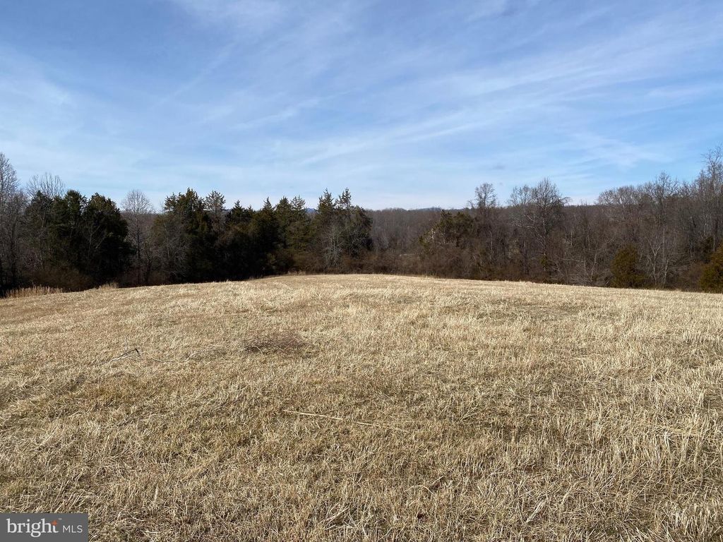 Image 8 of property listing at KIRTLEY RESIDUE LOT, Culpeper, VA 22701