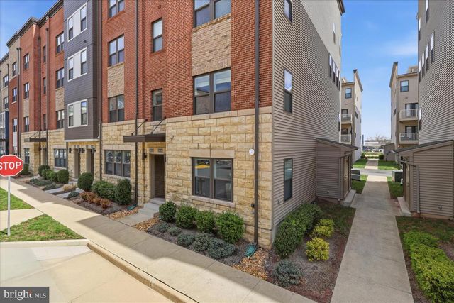 20518 MILBRIDGE TER, Ashburn, VA 20147