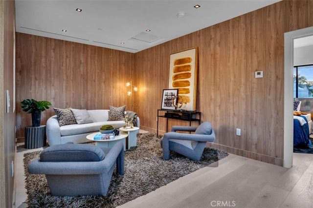505 17th Street, Huntington Beach, CA 92648