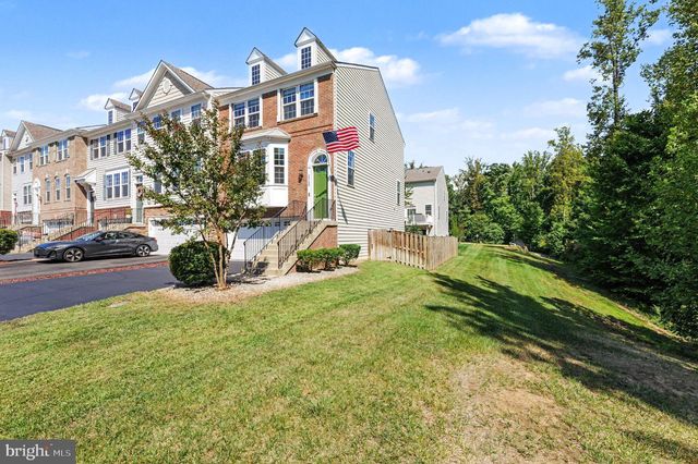 1740 HARTFIELD CT, Woodbridge, VA 22191