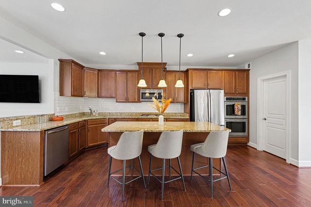 1740 HARTFIELD CT, Woodbridge, VA 22191