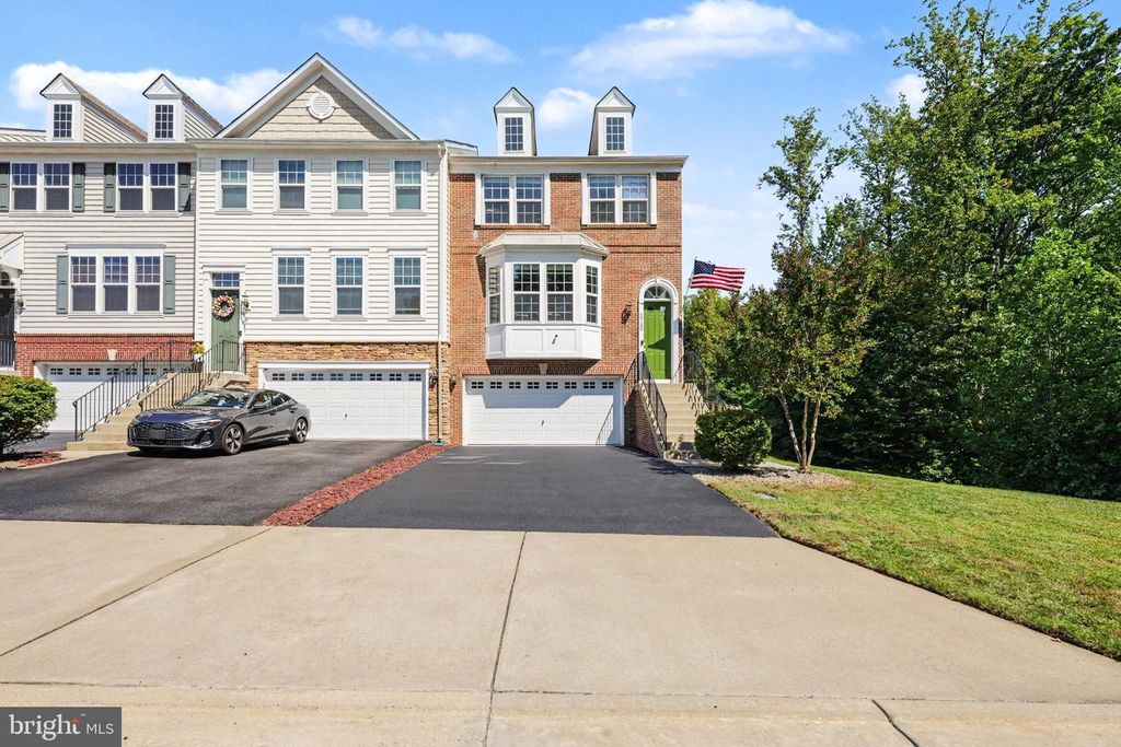 1740 HARTFIELD CT, Woodbridge, VA 22191