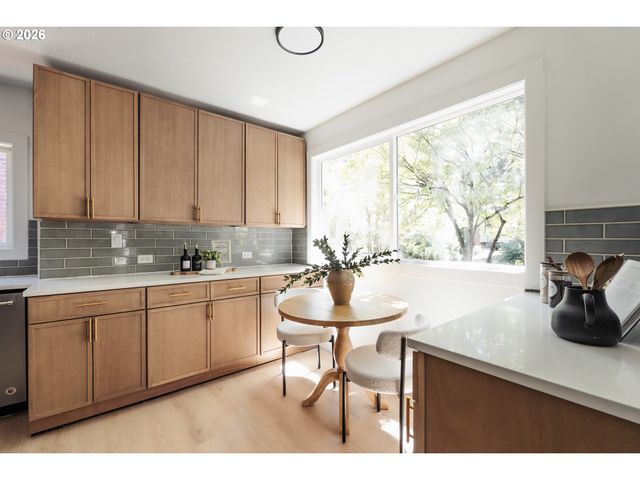1415 N RUSSET St, Portland, OR 97217