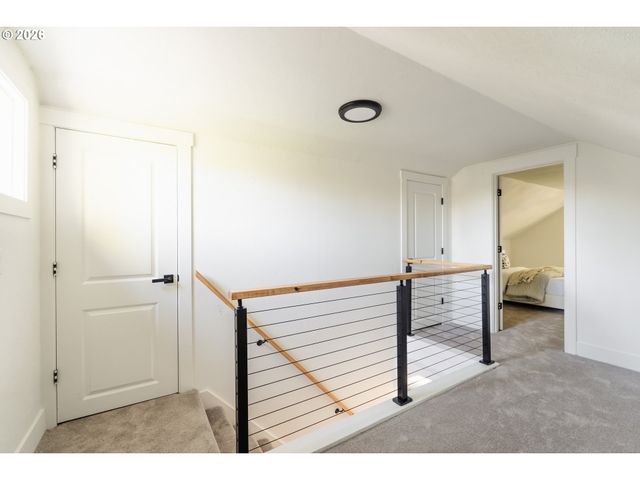 1415 N RUSSET St, Portland, OR 97217
