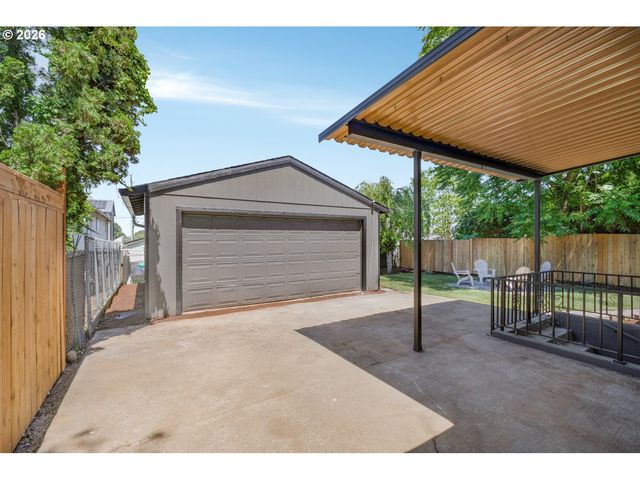 1415 N RUSSET St, Portland, OR 97217