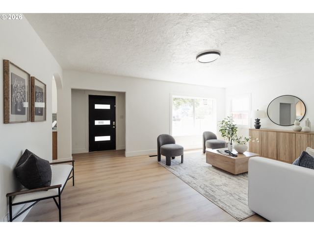1415 N RUSSET St, Portland, OR 97217