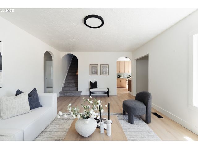1415 N RUSSET St, Portland, OR 97217