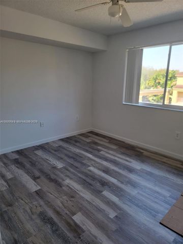 741 N Pine Island Rd 308, Plantation, FL 33324