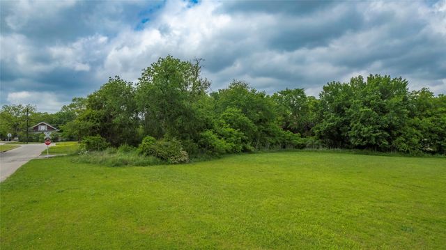 3804 Dalton Street, Greenville, TX 75401
