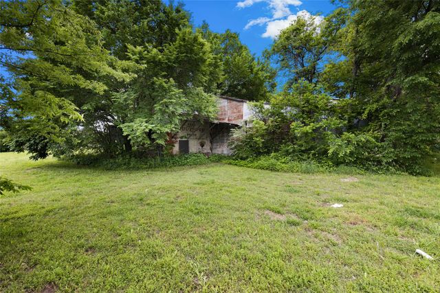3804 Dalton Street, Greenville, TX 75401