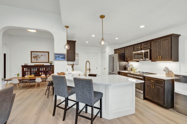 1100 Yaupon DR, Fischer, TX 78623