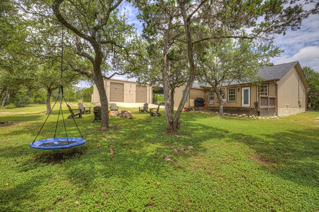 1100 Yaupon DR, Fischer, TX 78623