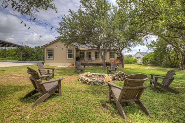 1100 Yaupon DR, Fischer, TX 78623