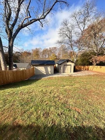112 Pine Corner Drive, Dahlonega, GA 30533