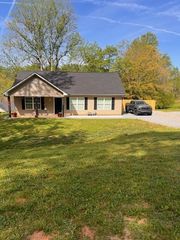 112 Pine Corner Drive, Dahlonega, GA 30533