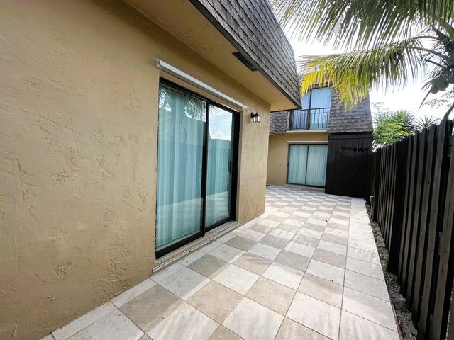 303 Waterview Drive, Palm Springs, FL 33461