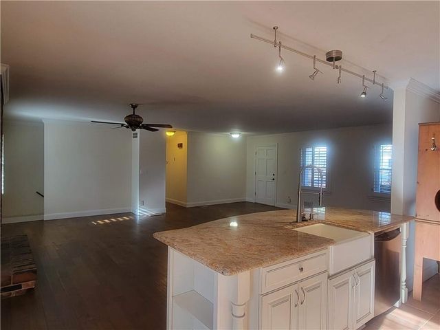 3740 Clubland Drive, Marietta, GA 30068