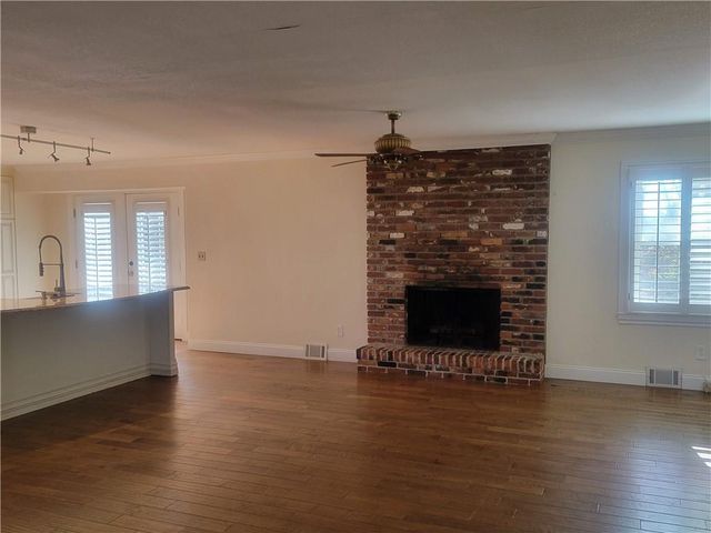 3740 Clubland Drive, Marietta, GA 30068