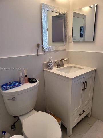 1750 E Las Olas Blvd 402, Fort Lauderdale, FL 33301