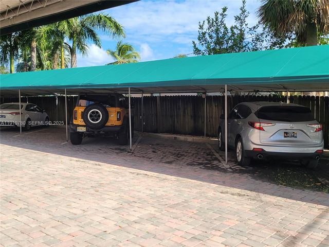 1750 E Las Olas Blvd 402, Fort Lauderdale, FL 33301