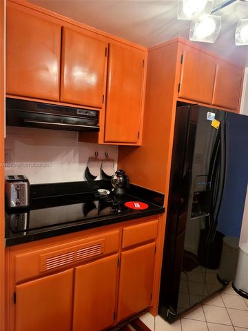 1750 E Las Olas Blvd 402, Fort Lauderdale, FL 33301