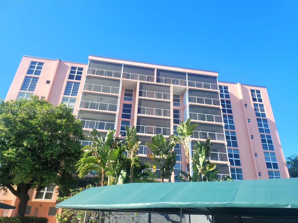 1750 E Las Olas Blvd 402, Fort Lauderdale, FL 33301