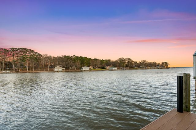 12255 Davis Rd, Athens, AL 35611