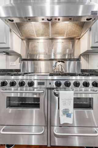 12255 Davis Rd, Athens, AL 35611