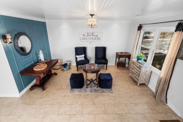 12255 Davis Rd, Athens, AL 35611