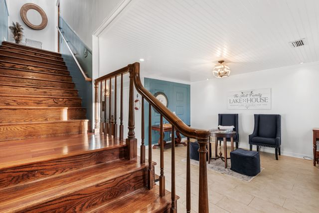 12255 Davis Rd, Athens, AL 35611