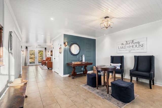 12255 Davis Rd, Athens, AL 35611