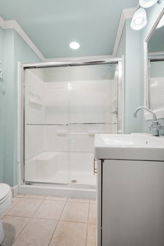12255 Davis Rd, Athens, AL 35611