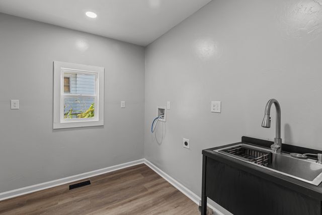 209 Henry Street, Frankfort, KY 40601