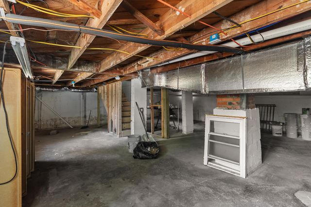 209 Henry Street, Frankfort, KY 40601