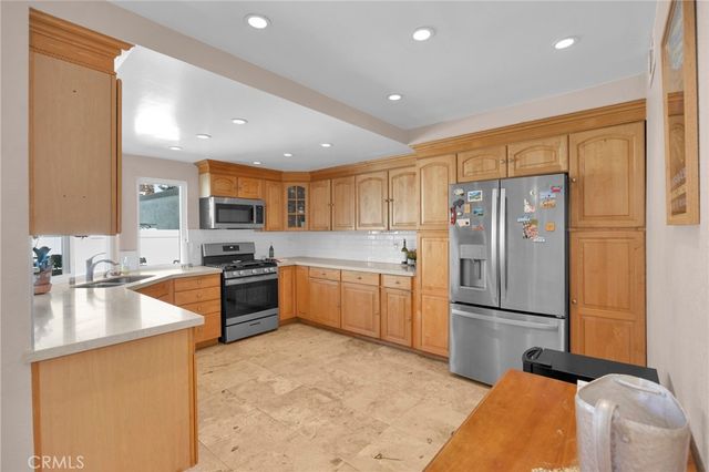 16721 Castaway, Huntington Beach, CA 92649