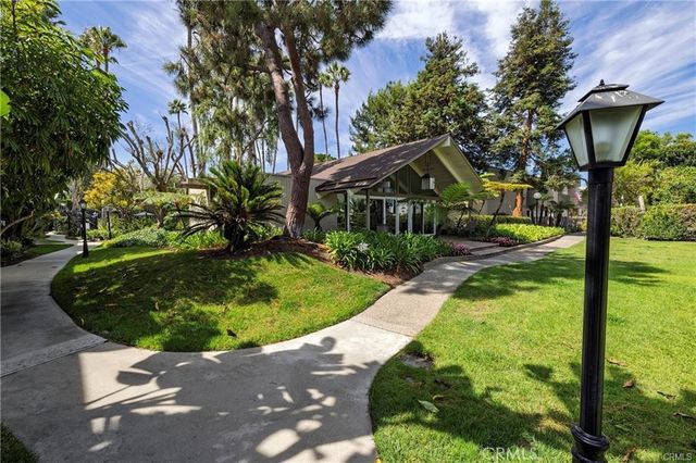16721 Castaway, Huntington Beach, CA 92649