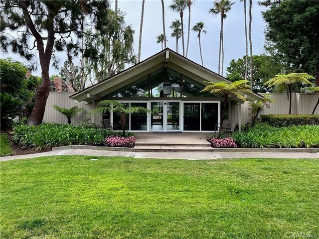 16721 Castaway, Huntington Beach, CA 92649