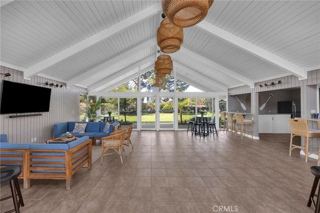 16721 Castaway, Huntington Beach, CA 92649