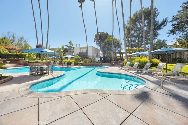 16721 Castaway, Huntington Beach, CA 92649