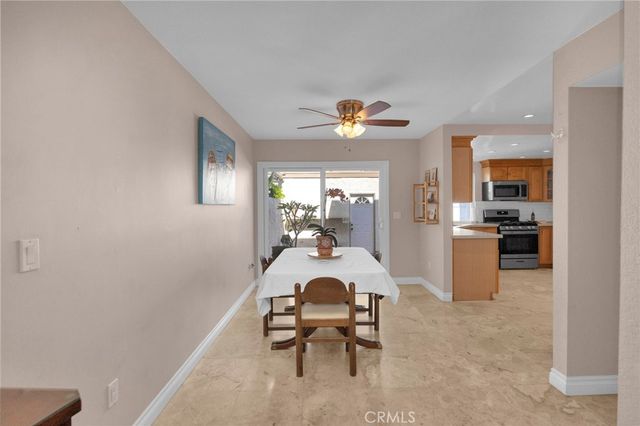 16721 Castaway, Huntington Beach, CA 92649