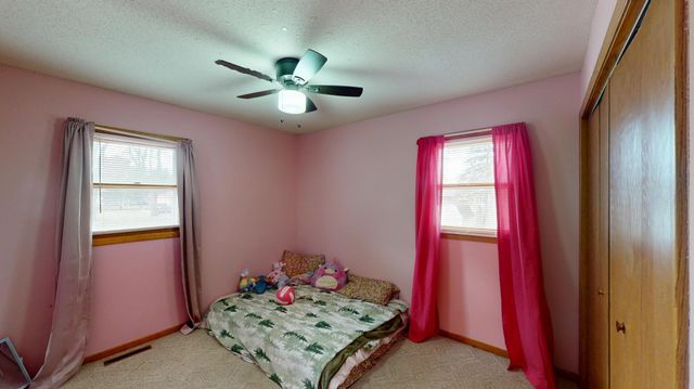 415 2nd Street NW, New Richland, MN 56072