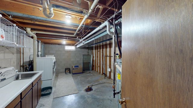 415 2nd Street NW, New Richland, MN 56072