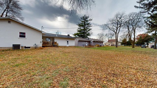 415 2nd Street NW, New Richland, MN 56072