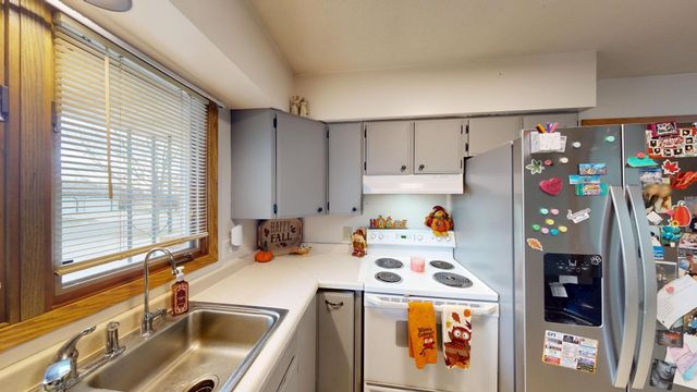 415 2nd Street NW, New Richland, MN 56072