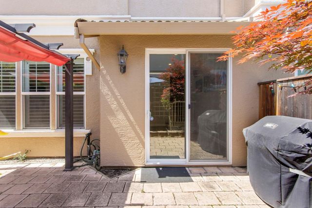 1405 Indiana Way, Rocklin, CA 95765