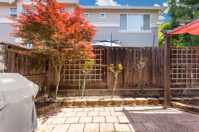 1405 Indiana Way, Rocklin, CA 95765