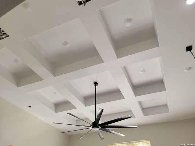 128 W Tree Farm, Lytle, TX 78052