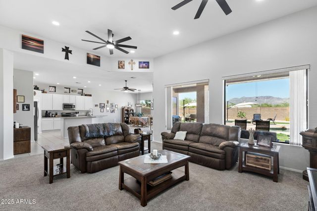 11518 E ENROSE Street, Mesa, AZ 85207