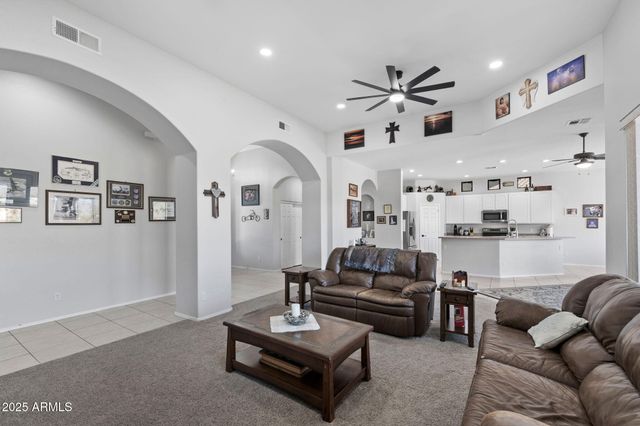 11518 E ENROSE Street, Mesa, AZ 85207