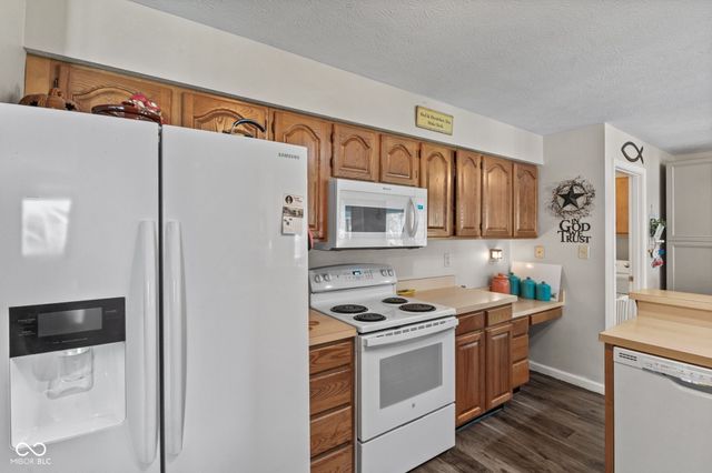 1360 Kanterbury Lane, Mooresville, IN 46158